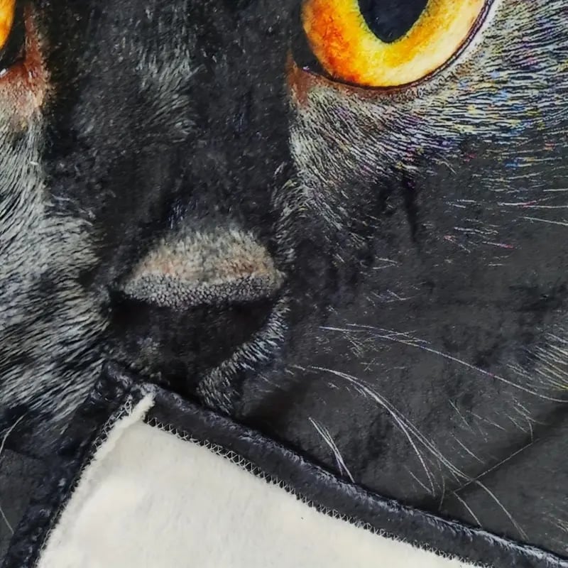 Söt svart kattmönstrad flanellfilt