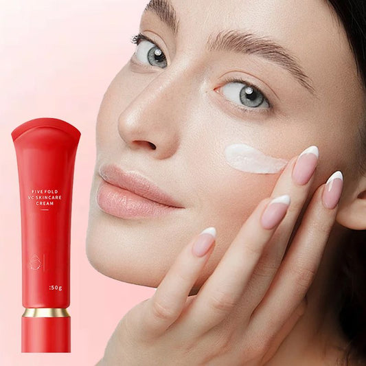 Återfuktande uppljusande Tone-up Concealer Cream